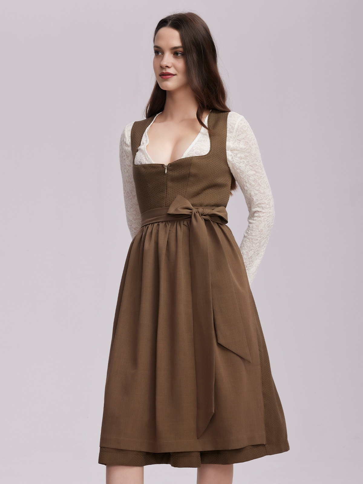 Dirndlbluse mit Spitze