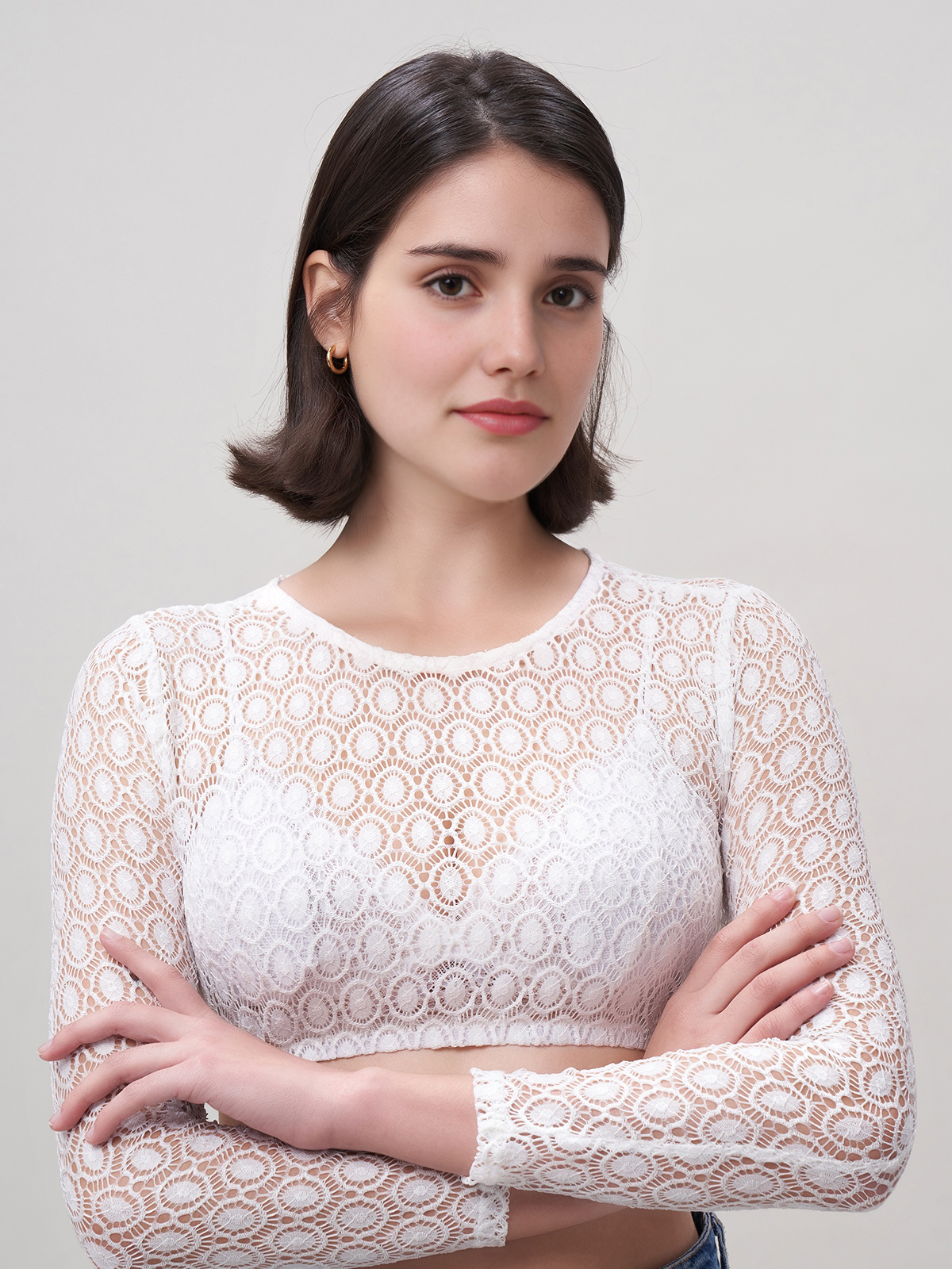 Blaues Dirndl mit weißer Bluse