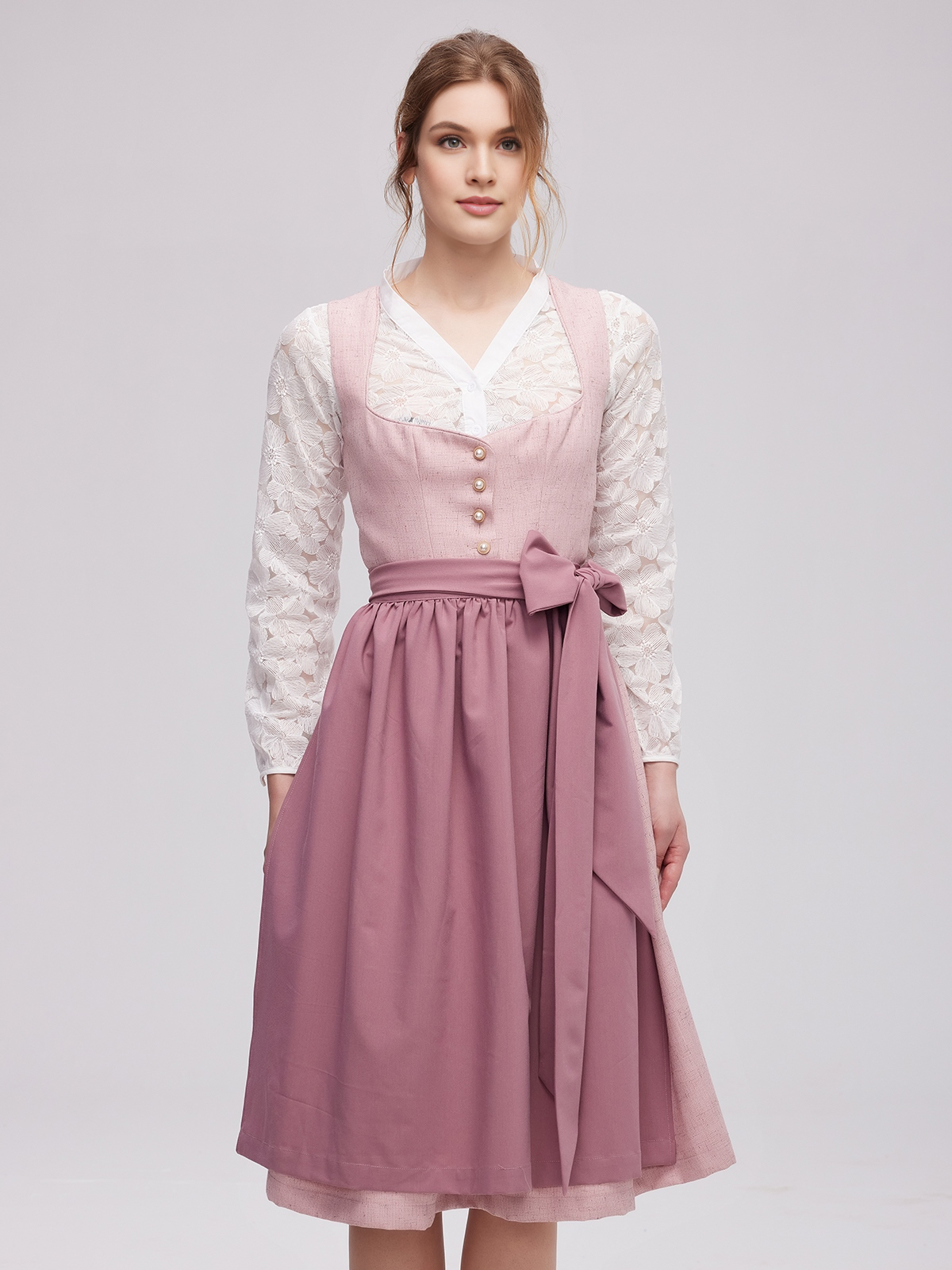 Dirndl in Rosa – ein zeitloser Klassiker