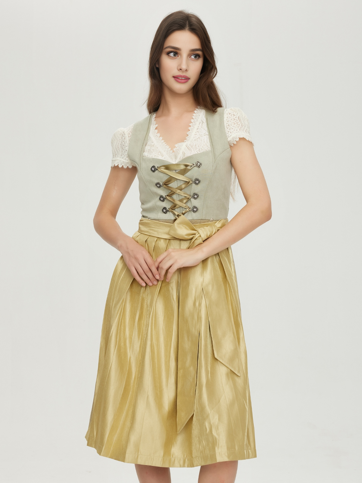 Traditionelles Dirndl in Grün
