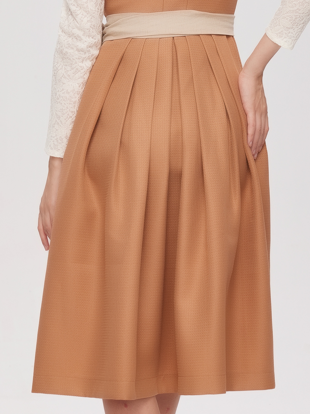 Dirndl in Orange – Eleganz mit Tradition